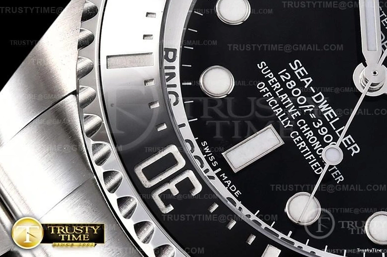 0719 ROLSD093 – Deep Sea Dweller Black Contemporary 1015